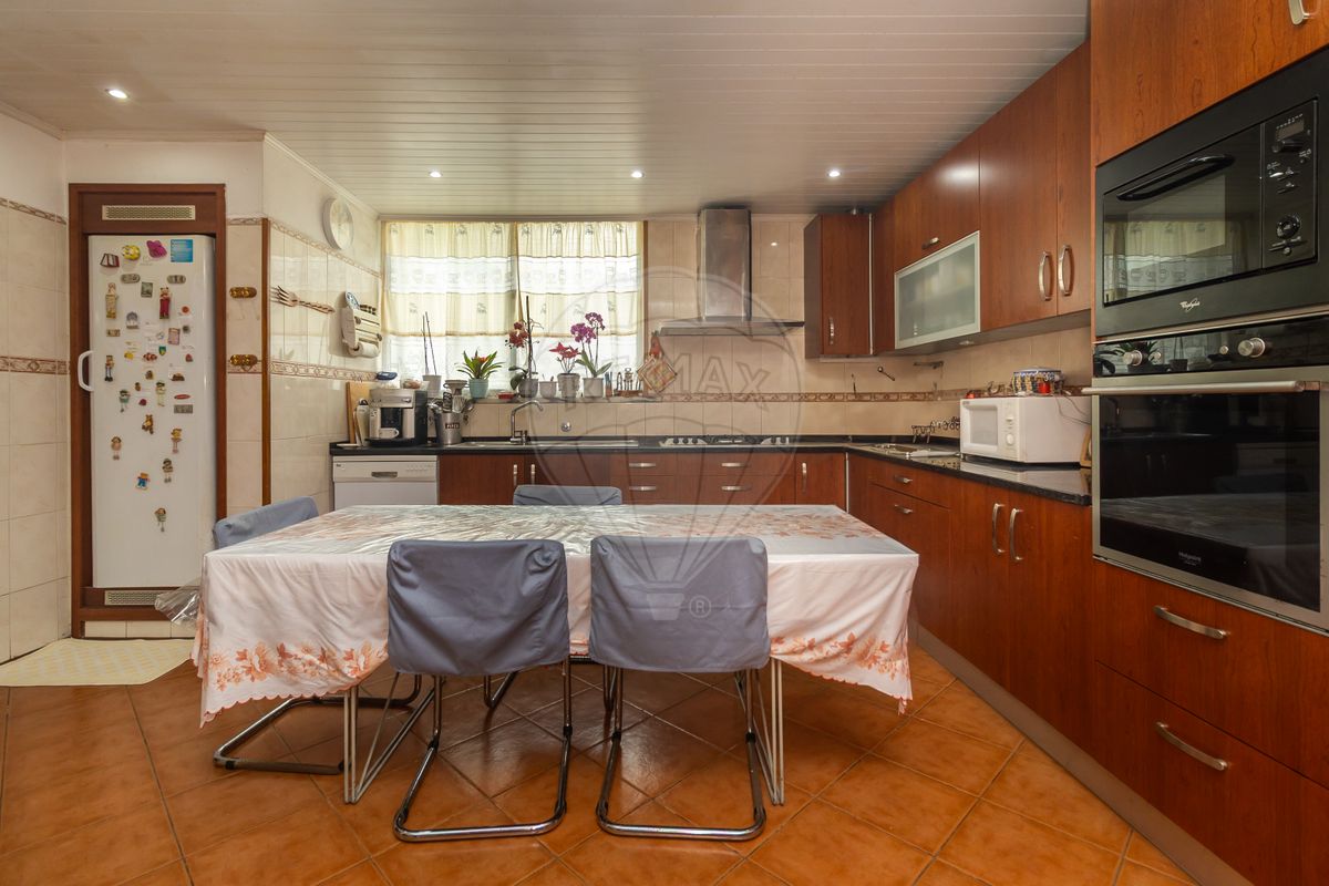 c8a8c3e6-e039-4c94-88d4-519905e796ca